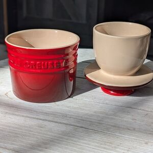 Le Creuset Red and Beige Stoneware Set